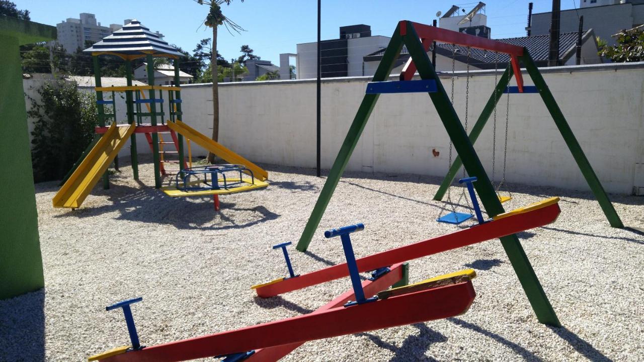 Apt 300 M Da Praia Proximo Ao Beto Carrero Piçarras Eksteriør billede