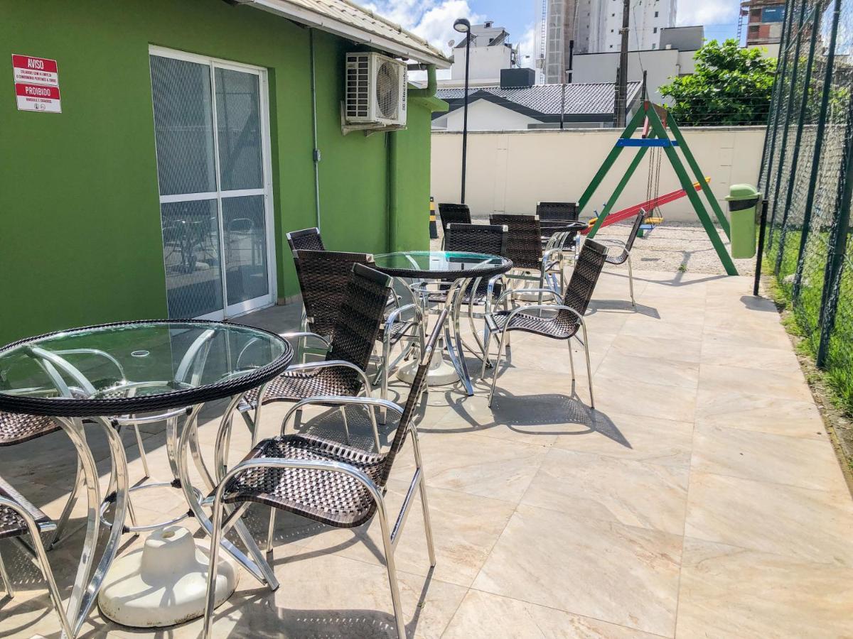 Apt 300 M Da Praia Proximo Ao Beto Carrero Piçarras Eksteriør billede